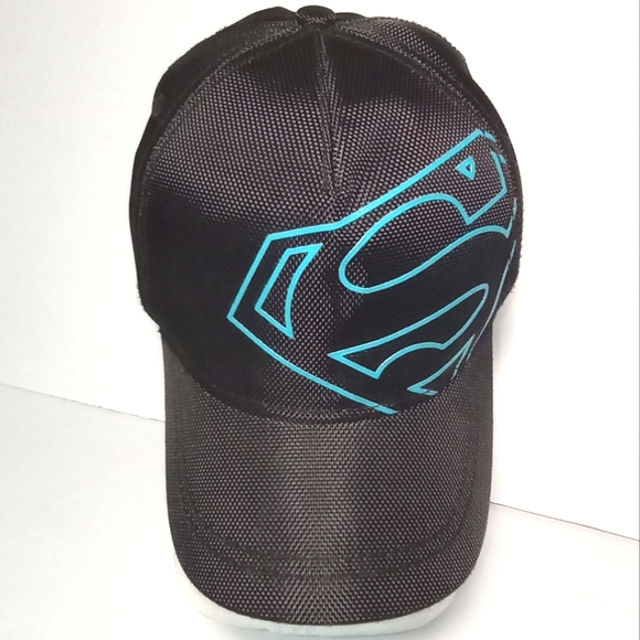 Superman Logo Offset Reflective DC Comics Adjustable Youth Snapback Cap Hat OSFM - Picture 3 of 9